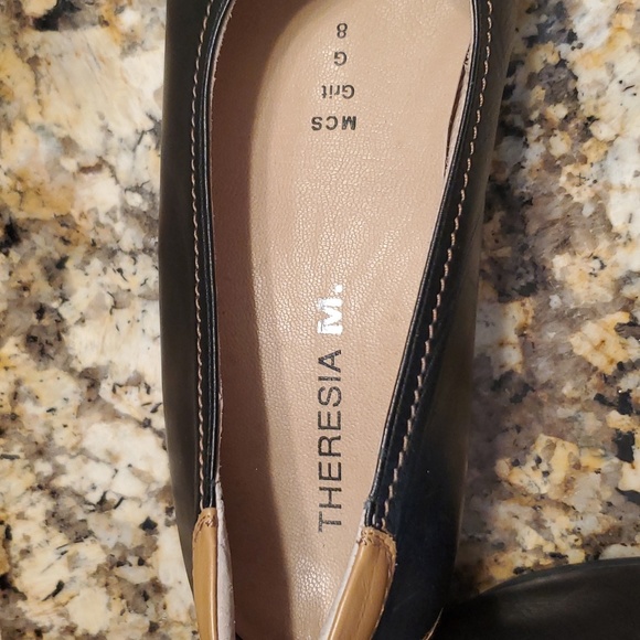 Theresa M. Beautiful loafer Flats with Toe Buckle - Picture 2 of 7